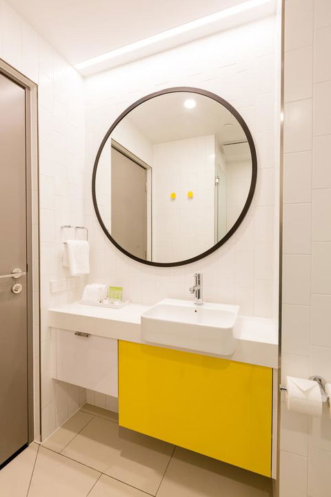 Ibis Styles East Perth - New Castle Holiday 27