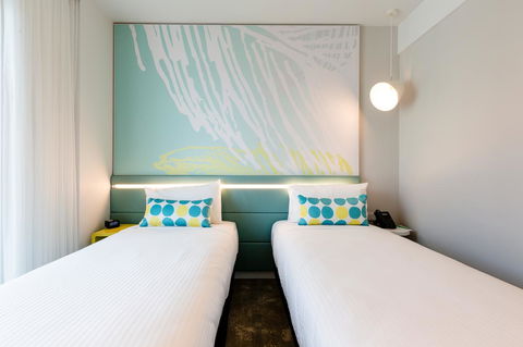 Ibis Styles East Perth - New Castle Holiday 7