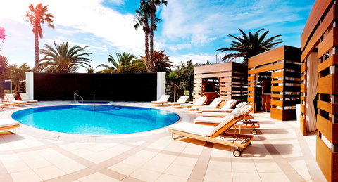 Crown Metropol Perth - New Castle Holiday 11