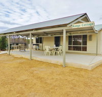 Kanga Cottage - New Castle Holiday