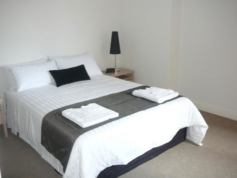 Parklane Apartments - New Castle Holiday 34