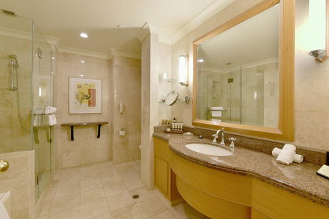 Duxton Hotel Perth - New Castle Holiday 18