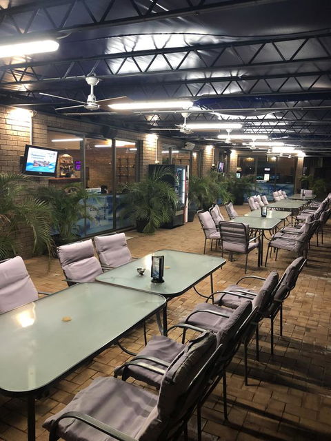Carnarvon Motel - New Castle Holiday 8