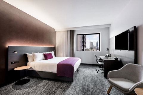 Holiday Inn West Perth, An IHG Hotel - New Castle Holiday 7