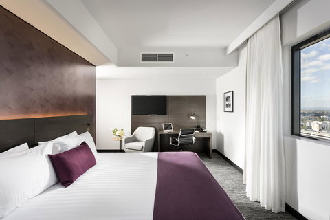 Holiday Inn West Perth, An IHG Hotel - New Castle Holiday 17