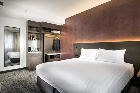 Holiday Inn West Perth, An IHG Hotel - New Castle Holiday 8