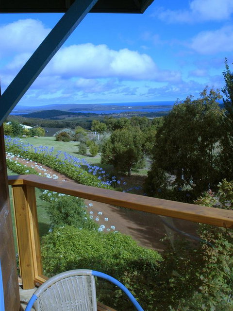 Chimes Spa Retreat - New Castle Holiday 36