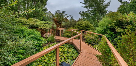 Chimes Spa Retreat - New Castle Holiday 23