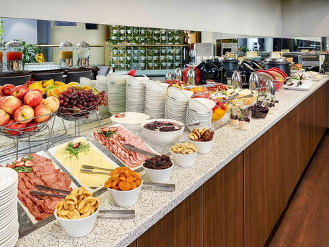 Ibis Perth - New Castle Holiday 43