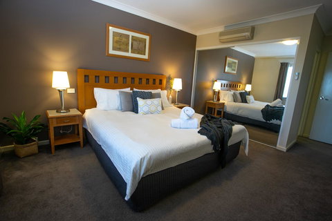 Perth Short Stays - New Castle Holiday 5