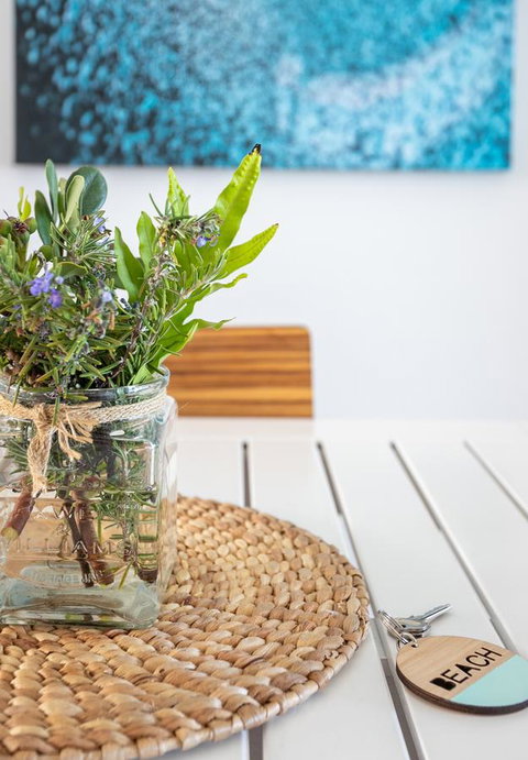 Cottesloe Beachfront Ocean View Apartment - New Castle Holiday 10