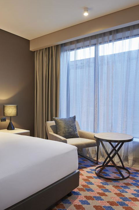 Doubletree By Hilton Perth Northbridge - New Castle Holiday 3