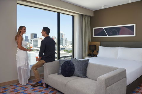 Doubletree By Hilton Perth Northbridge - New Castle Holiday 15