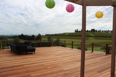 Grapevines Boutique Accommodation - New Castle Holiday 9