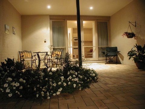 Grapevines Boutique Accommodation - New Castle Holiday 19