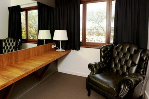 Riverview On Mount Street - New Castle Holiday 13