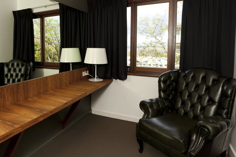 Riverview On Mount Street - New Castle Holiday 3