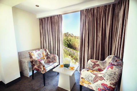 Swan River Hotel - New Castle Holiday 39