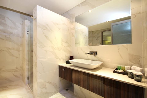 Swan River Hotel - New Castle Holiday 30