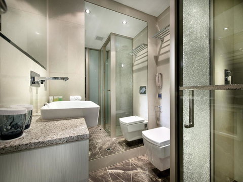 Swan River Hotel - New Castle Holiday 13