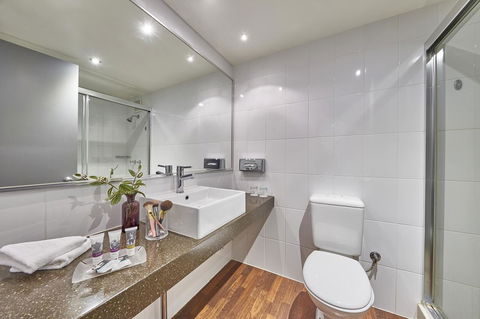 Mercure Perth - New Castle Holiday 17