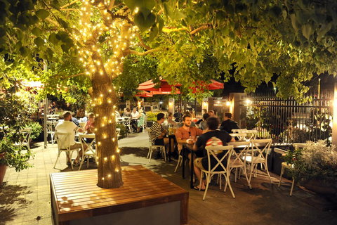 The Stirling Arms Hotel - New Castle Holiday 2