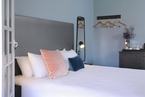 The Stirling Arms Hotel - New Castle Holiday 13