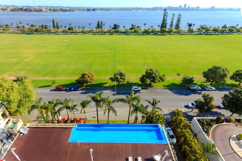 Crowne Plaza Perth, An IHG Hotel - New Castle Holiday 0