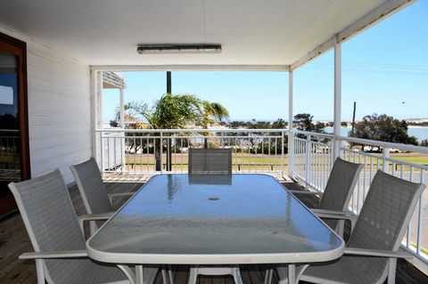 Kalbarri Seafront Villas - New Castle Holiday 4