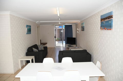 Kalbarri Seafront Villas - New Castle Holiday 25