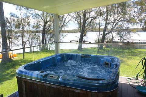 Dungowan Holiday Accommodation - New Castle Holiday 6