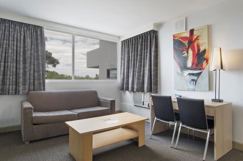 Metro Hotel Perth - New Castle Holiday 25