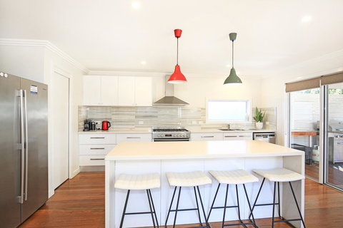 Calming Waters - Pet Friendly - Community Pool - New Castle Holiday 14