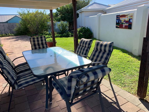 Beachside Prevelly Villas - New Castle Holiday 8