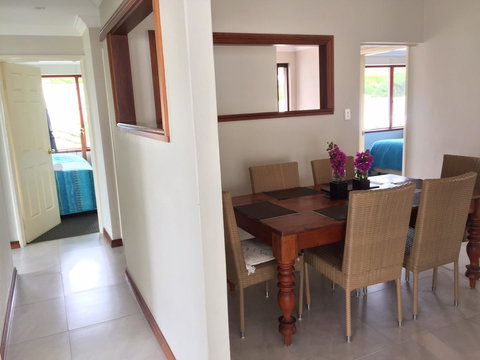 Beachside Prevelly Villas - New Castle Holiday 39