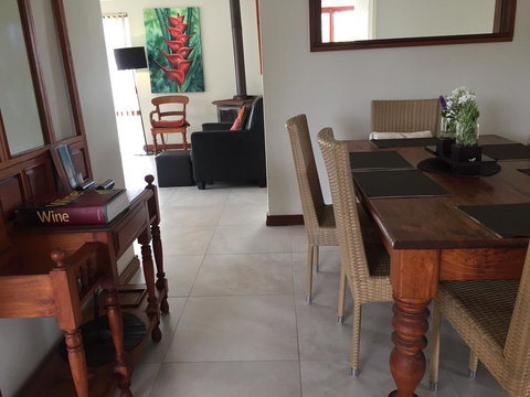 Beachside Prevelly Villas - New Castle Holiday 35