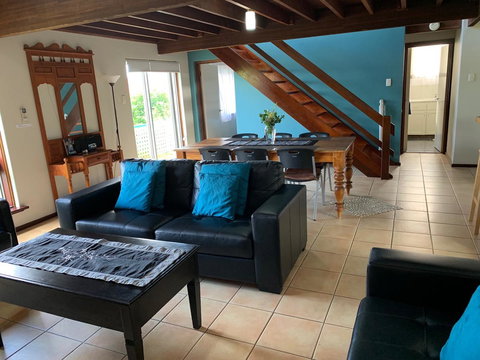 Beachside Prevelly Villas - New Castle Holiday 25