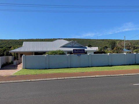 Beachside Prevelly Villas - New Castle Holiday 7