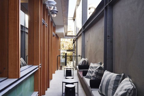 Alex Hotel - New Castle Holiday 24