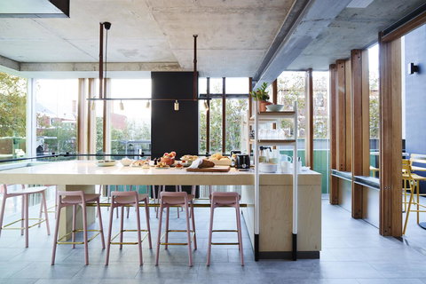 Alex Hotel - New Castle Holiday 4