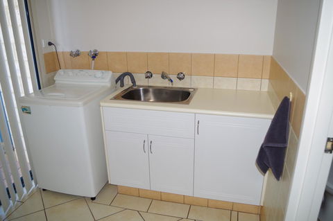 Kalbarri Blue Ocean Villas - New Castle Holiday 24