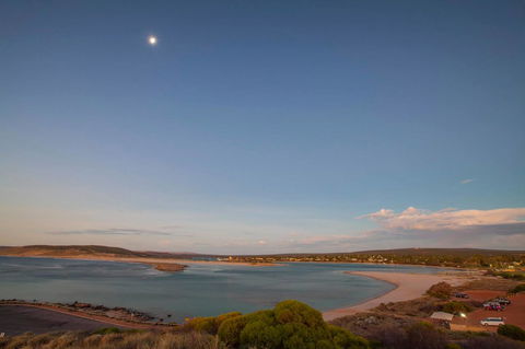 Kalbarri Blue Ocean Villas - New Castle Holiday 4