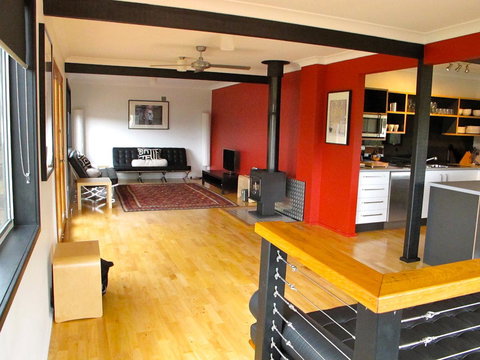 Pendeli Beach House - New Castle Holiday 2