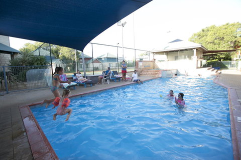 Amalfi Resort - New Castle Holiday 29