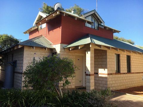 Amalfi Resort - New Castle Holiday 7