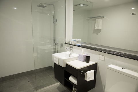 The Gerald Apartment Hotel - New Castle Holiday 6