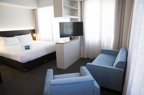 The Gerald Apartment Hotel - New Castle Holiday 17