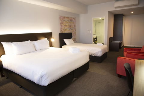 The Gerald Apartment Hotel - New Castle Holiday 18
