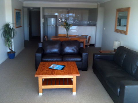 Northpoint Apartments - New Castle Holiday 24
