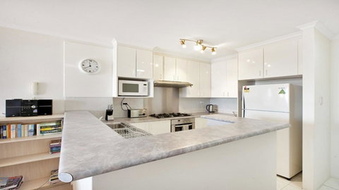 Darling Harbor Apartment - New Castle Holiday 2